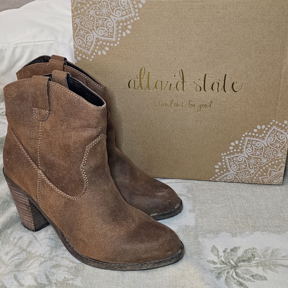Cowboy boots